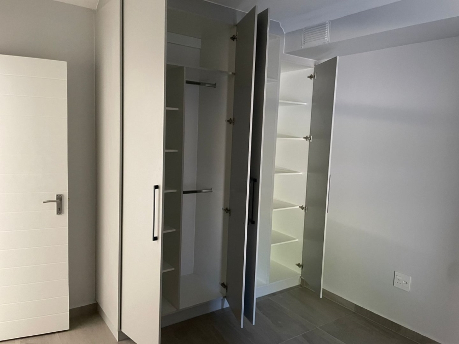 1 Bedroom Property for Sale in Table View Western Cape